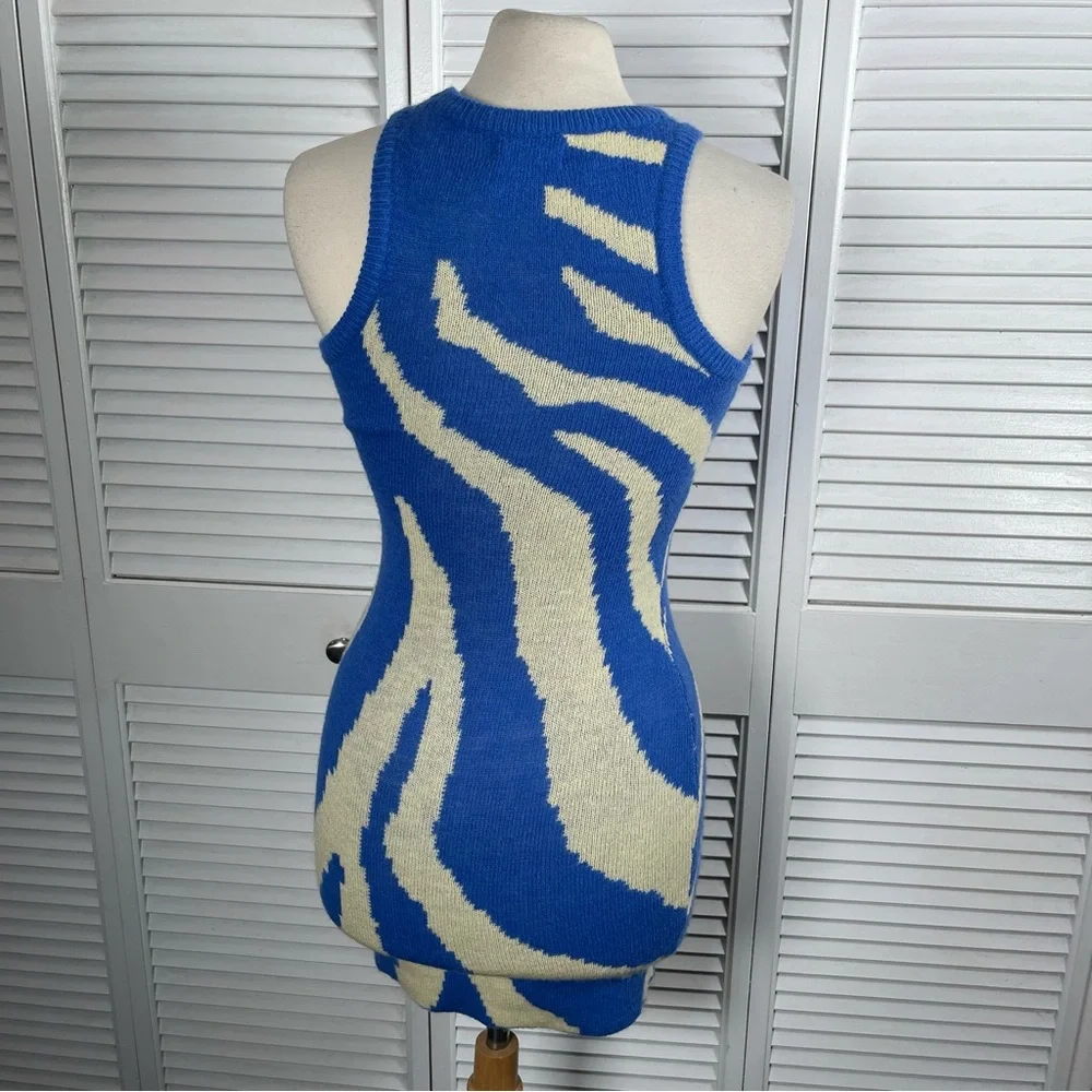 💙 Blue & Cream Knit Bodycon Mini Dress – Size S/M - Picture 7 of 11